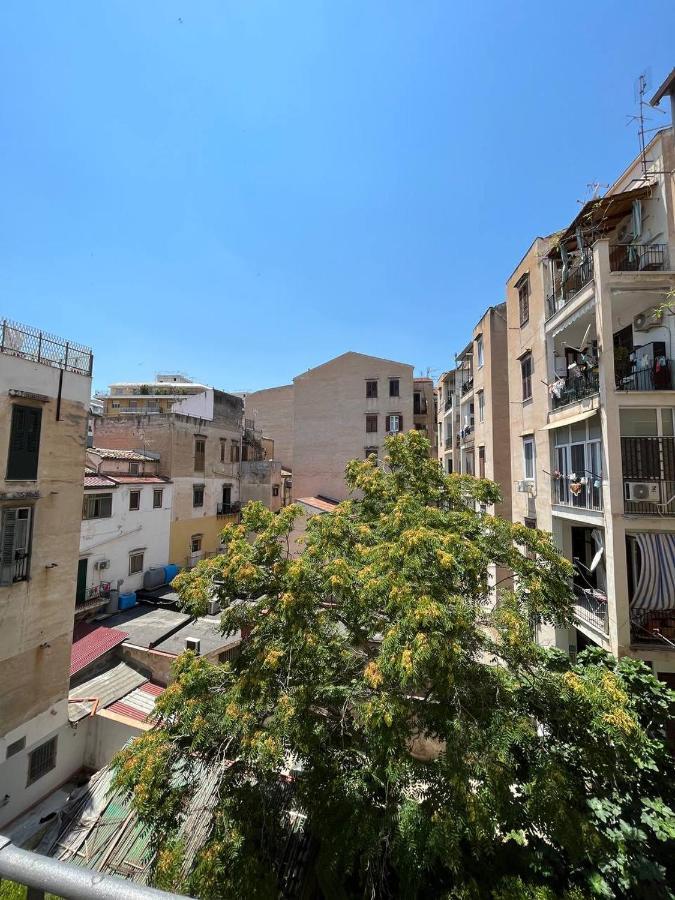 Al Cortile Di Maqueda Lägenhet Palermo Exteriör bild
